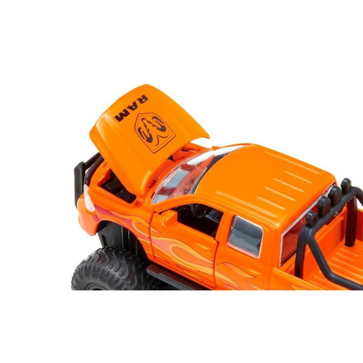 SIKU Super 2358 - RAM 1500 se sundavacími pneumatikami, 1:50