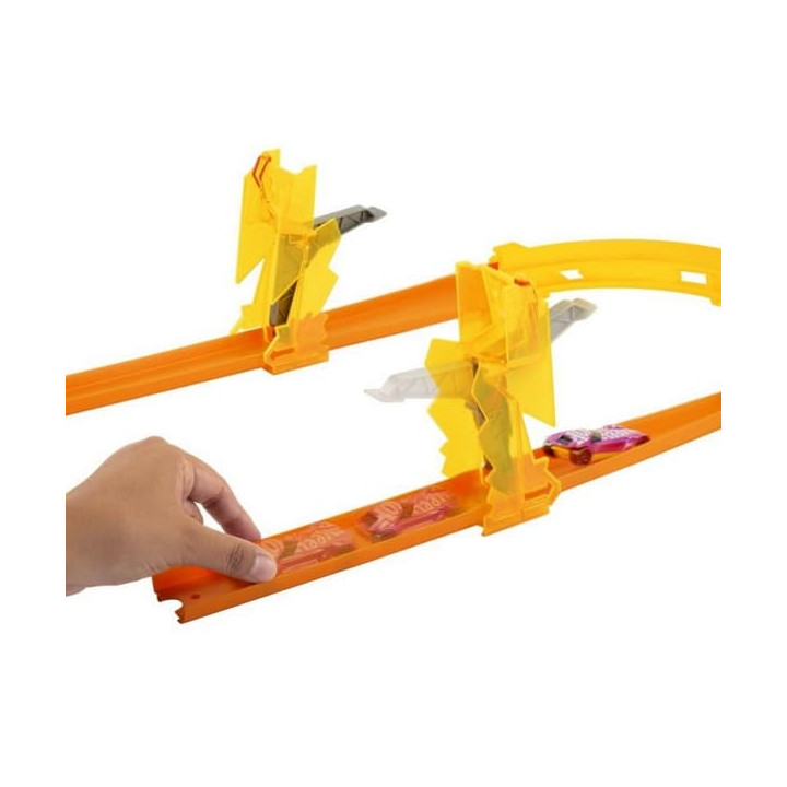 Hot Wheels® TRACK BUILDER DRÁHA V BOXÍKU