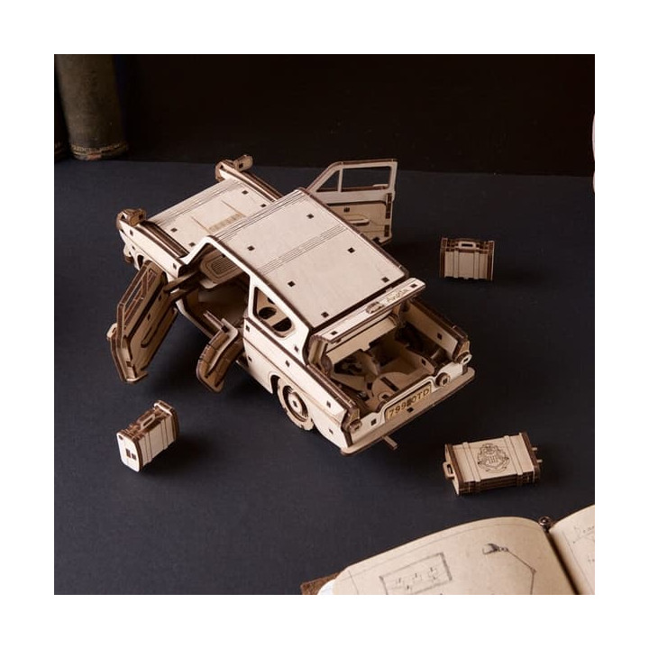 Ugears 3D dřevěné mechanické puzzle Harry Potter Létající Ford Anglia