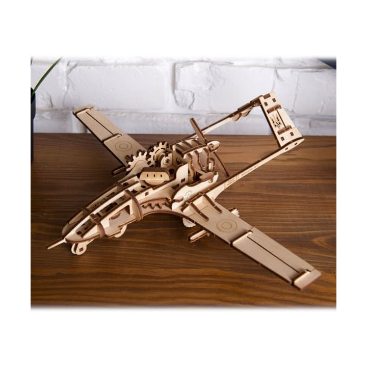 Ugears 3D dřevěné mechanické puzzle Bojový dron Bayraktar TB2