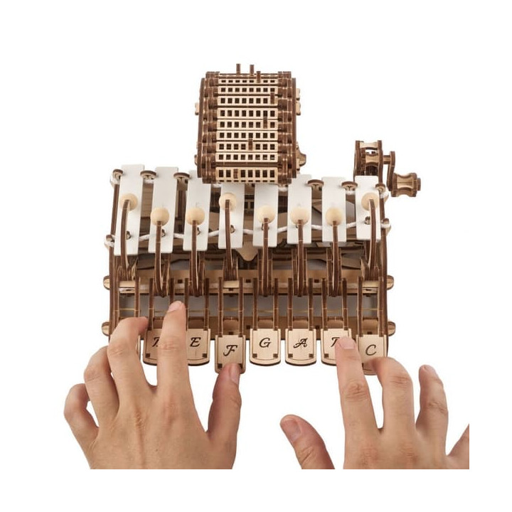 Ugears 3D dřevěné mechanické puzzle Programovatelná celesta