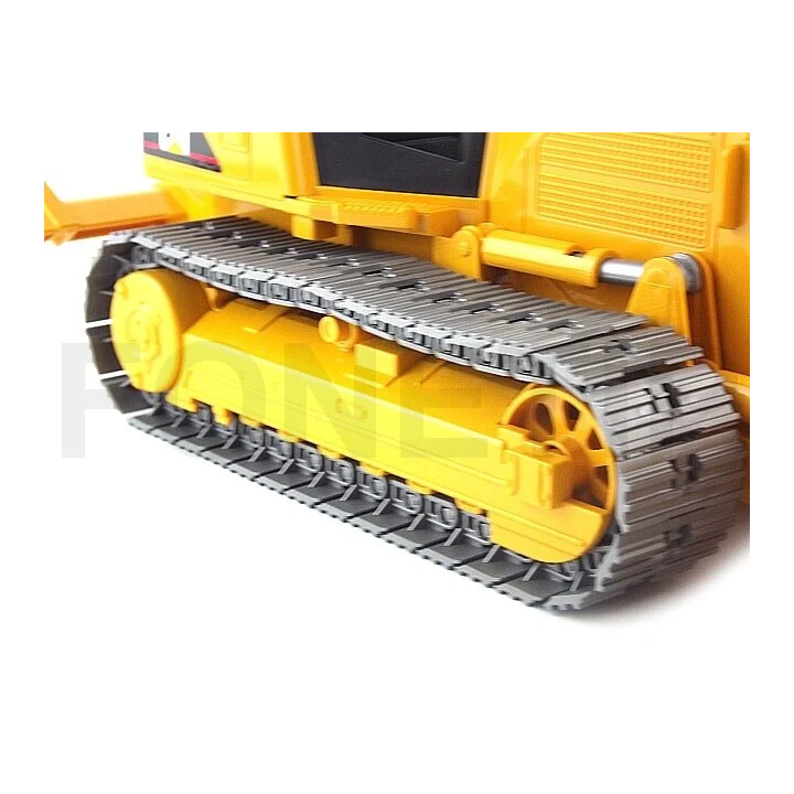 Bruder 2443 Caterpillar - buldozer malý