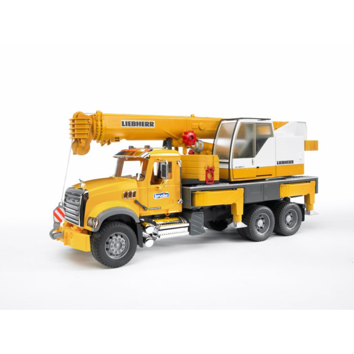 Bruder 2818 Autojeřáb MACK Liebherr
