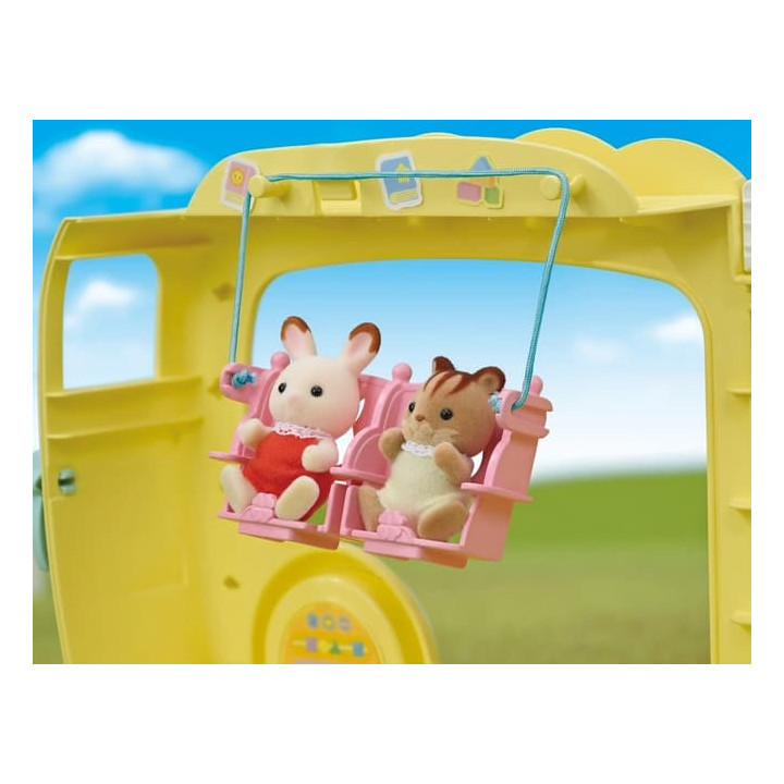 Sylvanian Families - Duhový školkový autobus
