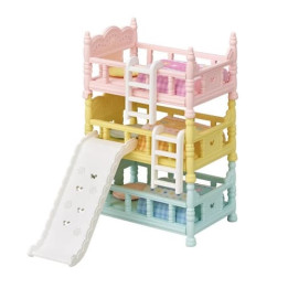 Sylvanian Families - Třípatrová postel se skluzavkou