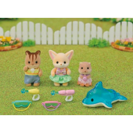 Sylvanian Families Zábava u bazénu Baby Trio