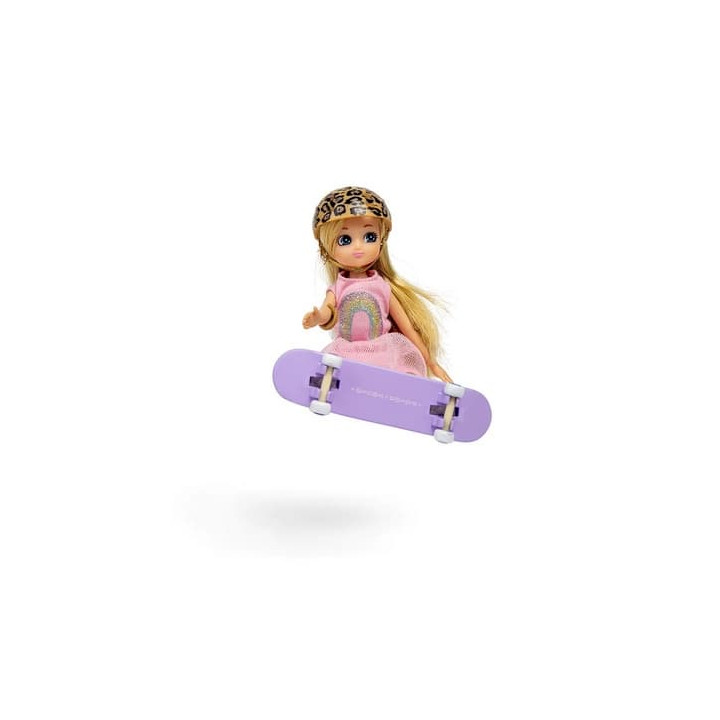 Lottie Panenka skateboardistka