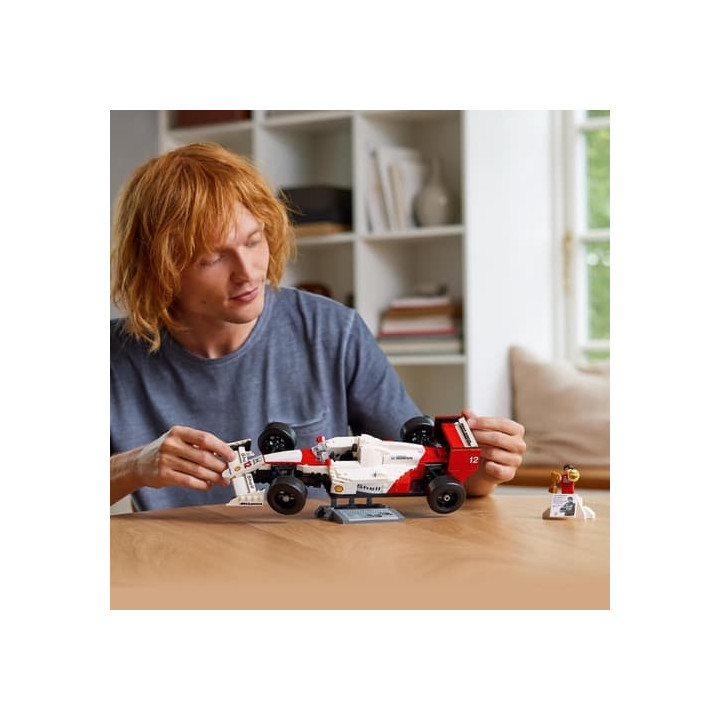 Lego Icons 10330 McLaren MP4/4 a Ayrton Senna