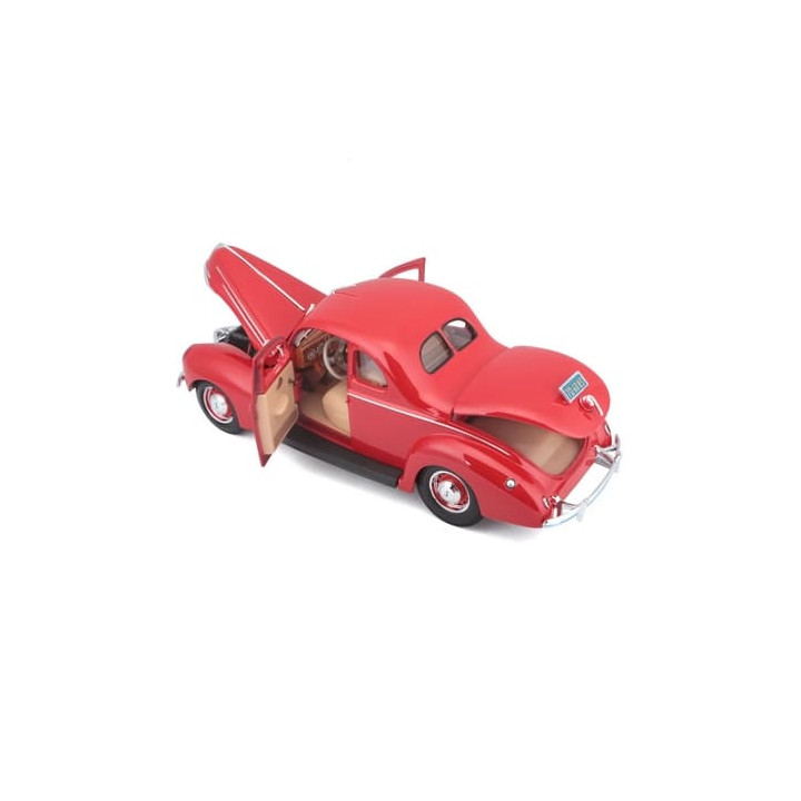 Maisto - 1939 Ford Deluxe Coupe, červená, 1:18