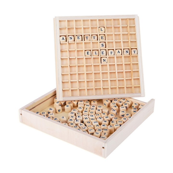 Small Foot Dřevěná hra Scrabble