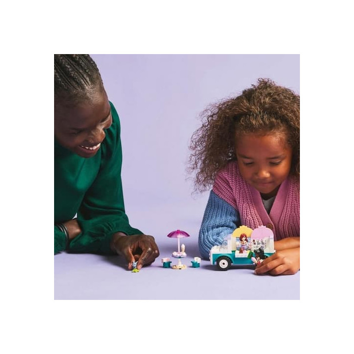 Lego Friends 42644 Zmrzlinářské auto v městečku Heartlake