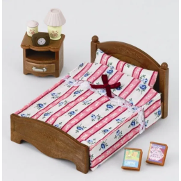 Sylvanian Families - Dvojlůžko s nočním stolkem
