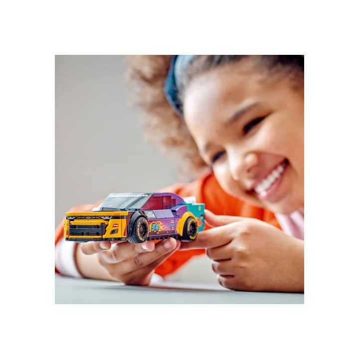 LEGO® Speed Champions 76935 NASCAR® Next Gen Chevrolet Camaro ZL1