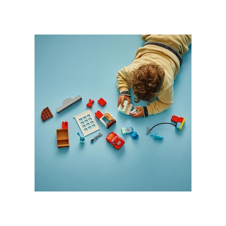 Lego Duplo 10456 McQueen a návštěva v garáži doktora Hudsona