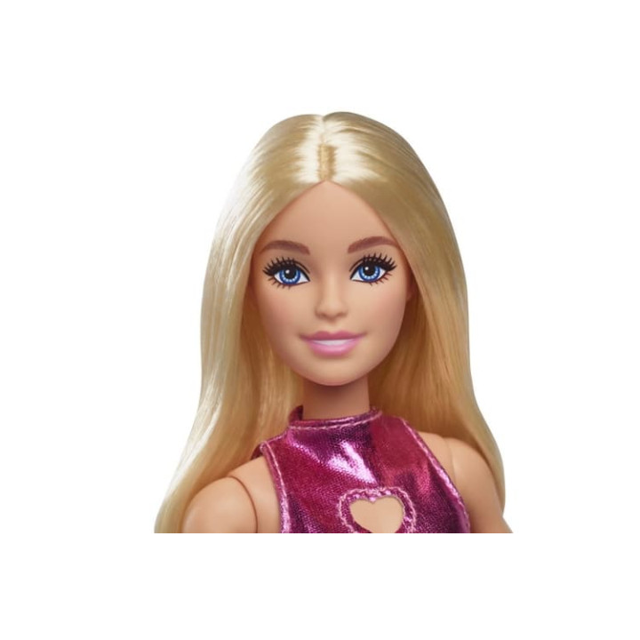 Barbie modelka - lesklé šaty se srdíčkem