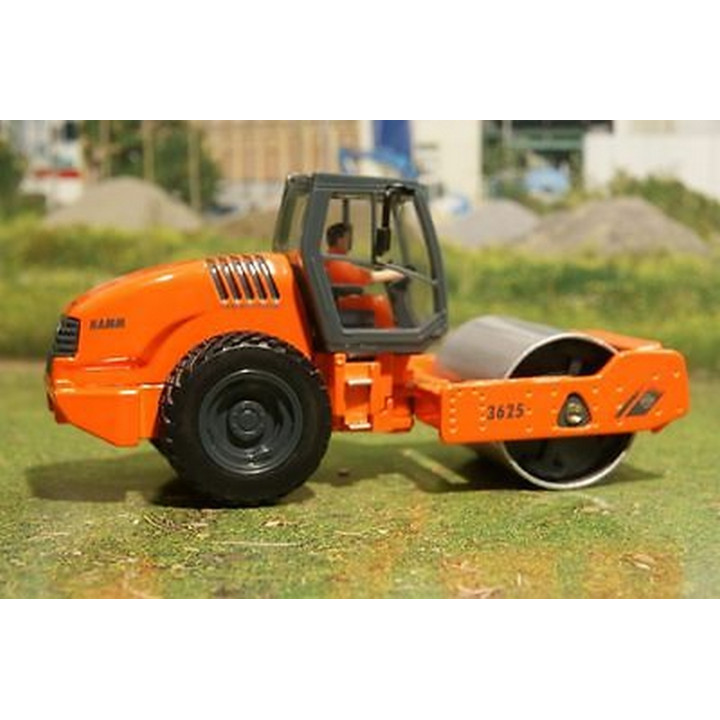 SIKU Super 3530 - Silniční válec, měřítko 1:50