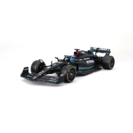 Bburago - RACE F1 v dekorativním boxu, Mercedes-AMG Petronas W14 E (2023),  63 George Russell, 1:24