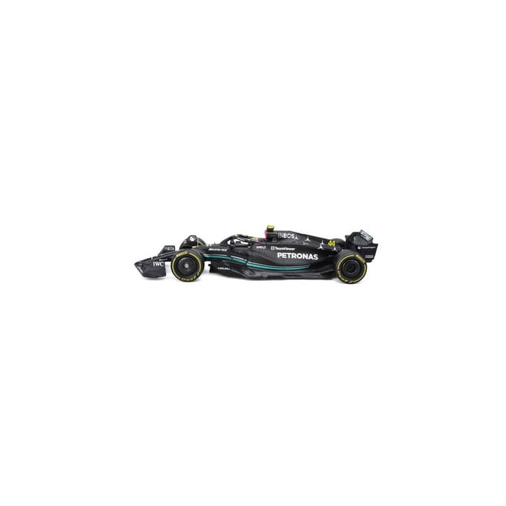 Bburago - RACE F1 v dekorativním boxu, Mercedes-AMG Petronas W14 E (2023),  44 Lewis Hamilton, 1:24