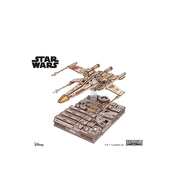 Ugears 3D dřevěná mechanická skládačka Star Wars Luke Skywalker X-Wing stíhačka
