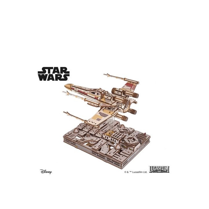 Ugears 3D dřevěná mechanická skládačka Star Wars Luke Skywalker X-Wing stíhačka
