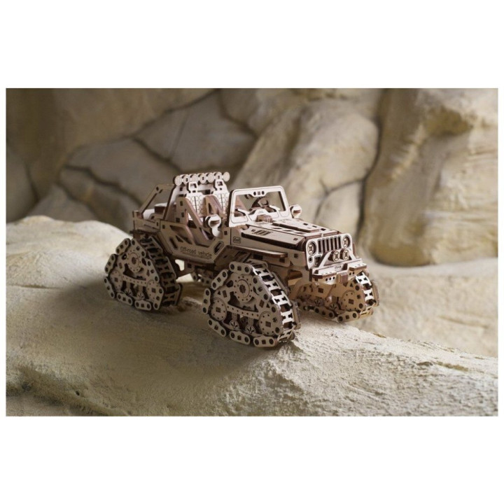 Ugears 3D dřevěné mechanické puzzle Pásové terénní vozidlo