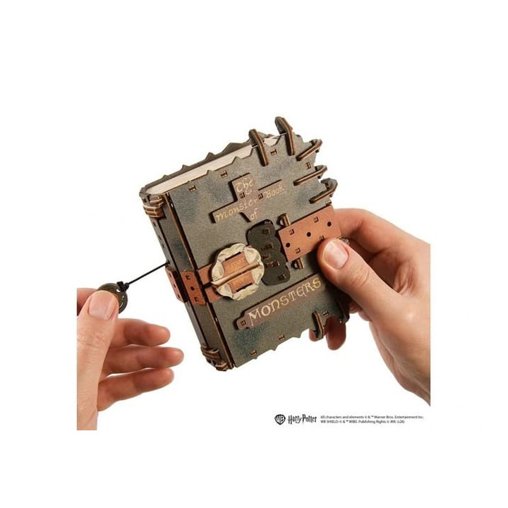 Ugears 3D dřevěná mechanická skládačka Harry Potter The Monster Book of Monsters