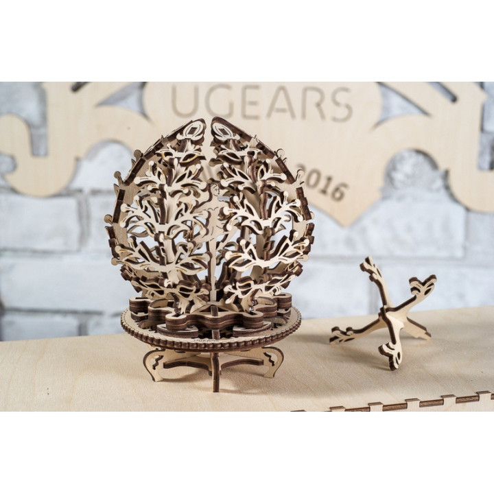 Ugears 3D dřevěné mechanické puzzle Květina
