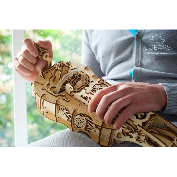Ugears 3D dřevěné mechanické puzzle Hurdy-Gurdy