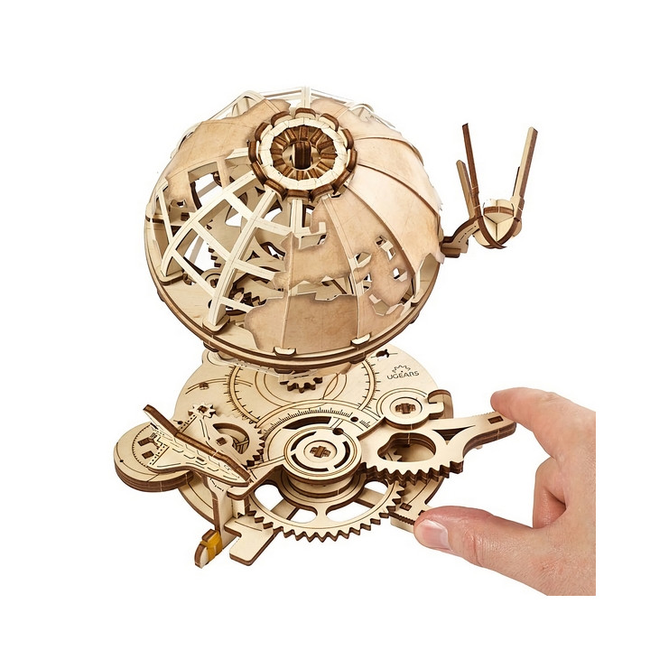 Ugears 3D dřevěné mechanické puzzle Globus