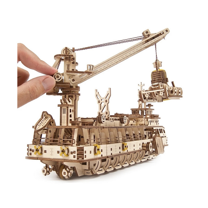 Ugears 3D dřevěné mechanické puzzle Výzkumná loď