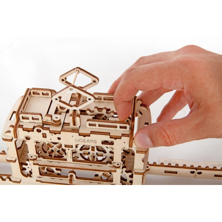 Ugears 3D dřevěné mechanické puzzle Kabinová lanovka s tratí